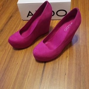Pink ladies wedge style shoes